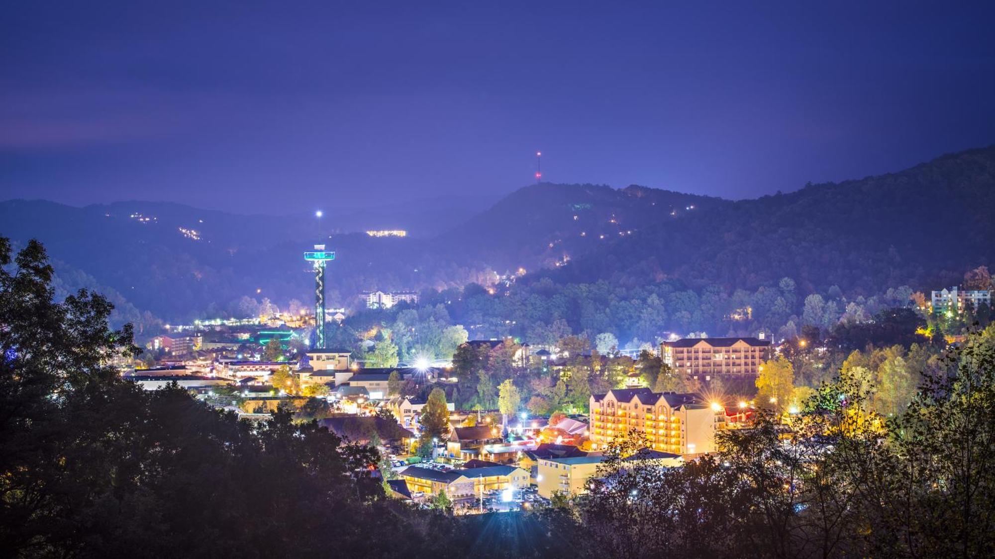 The Tiny Barn, 1089 Free Tickets Each Paid Day, Dollywood And More セバービル エクステリア 写真